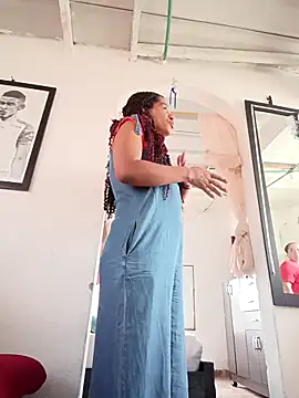 Snapshot of Bigassmommy_x chatting on February 2, 2026, 3:55 pm Bigassmommy x online show from February 2, 2026, 3:55 pm