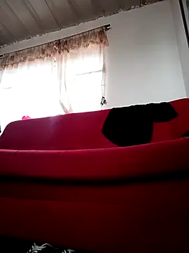 Snapshot of Bigassmommy_x chatting on February 19, 2026, 2:46 pm Bigassmommy x online show from February 19, 2026, 2:46 pm