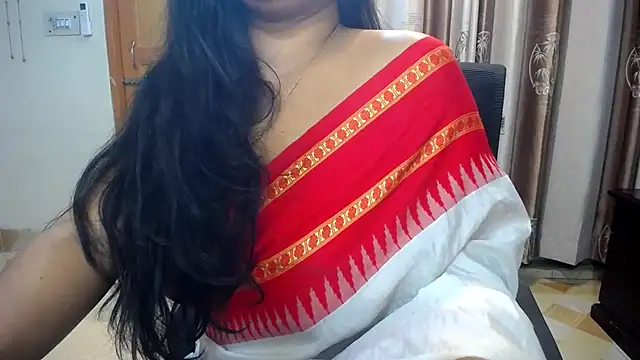 Snapshot of lady_maeda_ chatting on December 4, 2024, 10:08 pm lady maeda online show from December 4, 2024, 10:08 pm