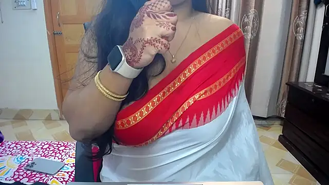 Snapshot of lady_maeda_ chatting on December 25, 2024, 7:34 pm lady maeda online show from December 25, 2024, 7:34 pm