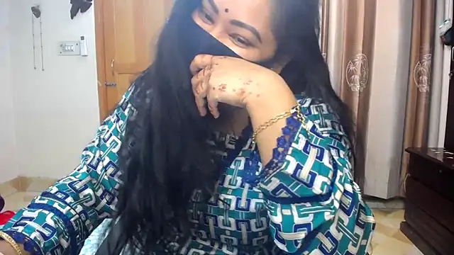 Snapshot of lady_maeda_ chatting on January 4, 2025, 8:16 pm lady maeda online show from January 4, 2025, 8:16 pm