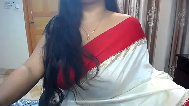 Snapshot of lady_maeda_ chatting on March 21, 2025, 9:34 pm lady maeda online show from March 21, 2025, 9:34 pm