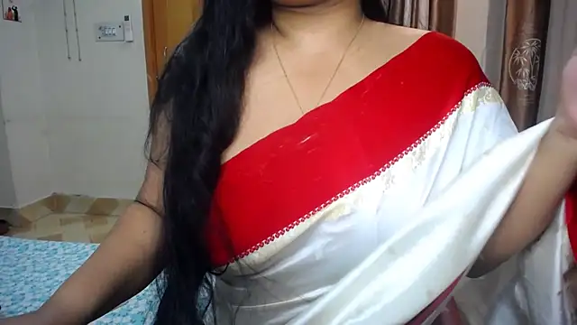 Snapshot of lady_maeda_ chatting on September 9, 2025, 6:40 pm lady maeda online show from September 9, 2025, 6:40 pm