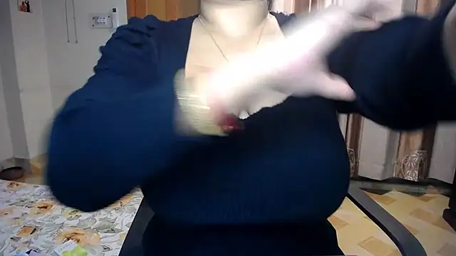 Snapshot of lady_maeda_ chatting on November 20, 2025, 7:02 pm lady maeda online show from November 20, 2025, 7:02 pm