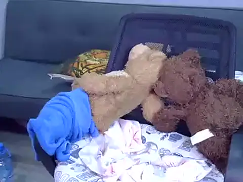 Bee 2k online show from February 15, 2026, 7:51 am