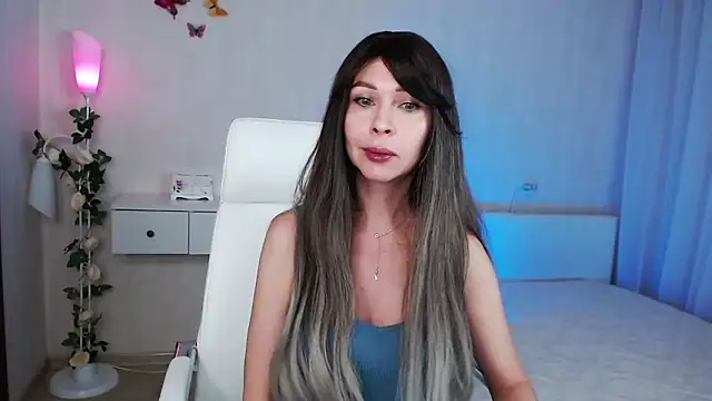 Snapshot of wendifoste chatting on December 10, 2024, 10:05 pm wendifoste online show from December 10, 2024, 10:05 pm