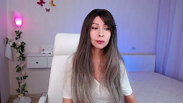 Snapshot of wendifoste chatting on December 20, 2024, 6:24 pm wendifoste online show from December 20, 2024, 6:24 pm