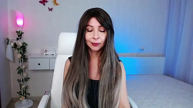 Snapshot of wendifoste chatting on December 24, 2024, 9:22 pm wendifoste online show from December 24, 2024, 9:22 pm