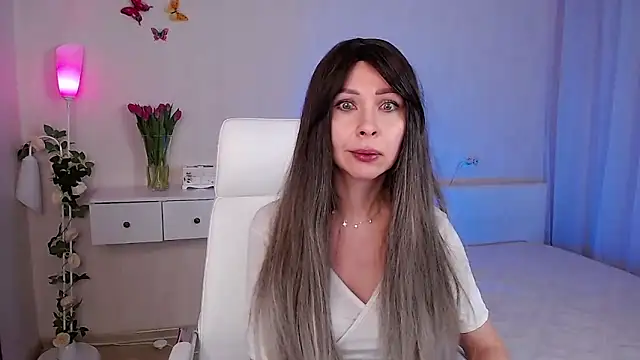 Snapshot of wendifoste chatting on February 19, 2025, 9:03 pm wendifoste online show from February 19, 2025, 9:03 pm