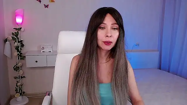 Snapshot of wendifoste chatting on February 27, 2025, 7:04 pm wendifoste online show from February 27, 2025, 7:04 pm