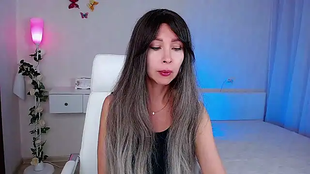 Snapshot of wendifoste chatting on September 24, 2025, 6:33 pm wendifoste online show from September 24, 2025, 6:33 pm