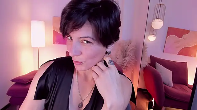 Snapshot of LorenDaze chatting on October 1, 2025, 2:23 pm LorenDaze online show from October 1, 2025, 2:23 pm