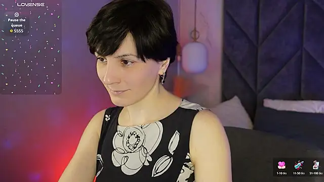 LorenDaze online show from April 1, 2026, 6:14 am