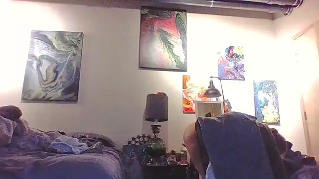 eatmeplease44 online show from November 14, 2025, 8:40 pm