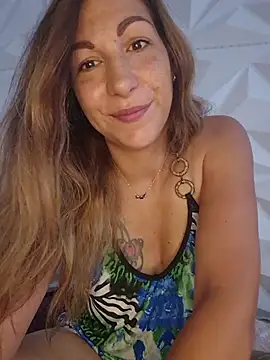 Lola-Roxx online show from July 1, 2026, 7:54 am