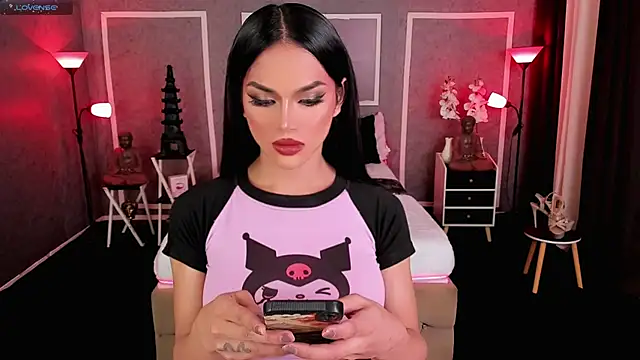 Snapshot of MsHannaSaint chatting on February 3, 2025, 11:47 pm MsHannaSaint online show from February 3, 2025, 11:47 pm