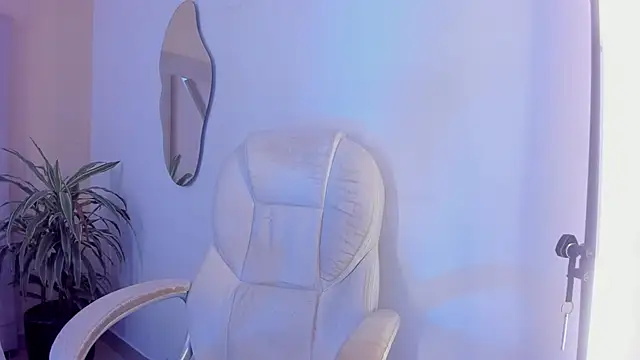 malejabenzz online show from November 10, 2025, 7:57 pm