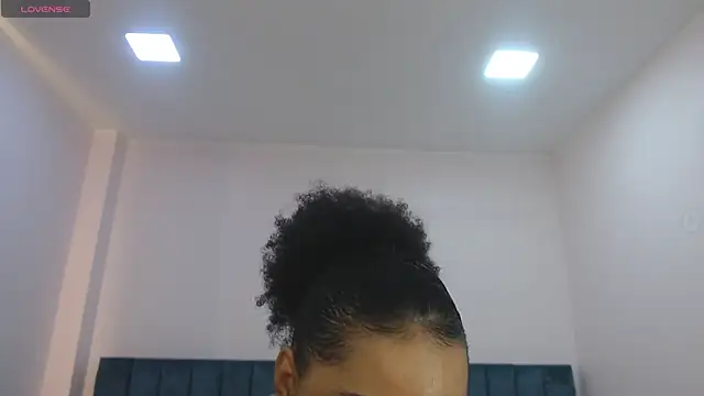 kimara lion online show from November 13, 2025, 5:28 am