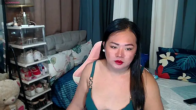 Snapshot of MagnificatMistress chatting on December 4, 2024, 7:23 pm MagnificatMistress online show from December 4, 2024, 7:23 pm