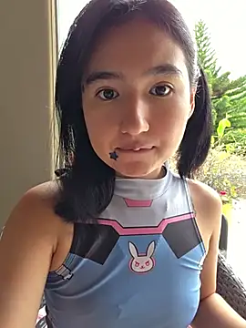 Pinkie Princes online show from July 10, 2026, 4:53 pm