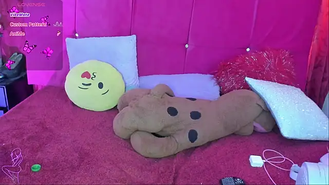 candymills1 online show from September 18, 2025, 2:19 pm