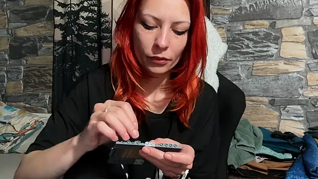 karo123421 online show from April 4, 2026, 7:33 pm