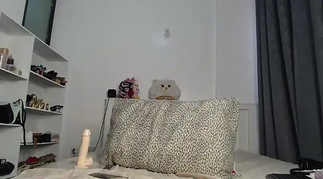 peeky pinky online show from December 7, 2024, 8:44 am