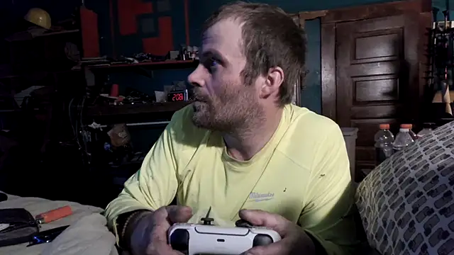 Snapshot of charactrzero chatting on November 28, 2025, 1:30 am charactrzero online show from November 28, 2025, 1:30 am