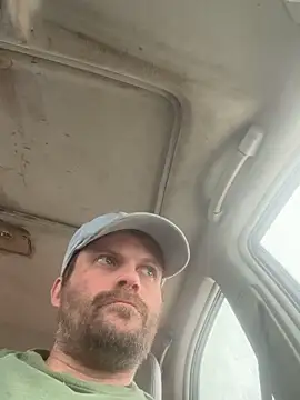 Snapshot of charactrzero chatting on December 2, 2025, 2:34 pm charactrzero online show from December 2, 2025, 2:34 pm