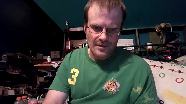 Snapshot of charactrzero chatting on December 19, 2025, 1:45 am charactrzero online show from December 19, 2025, 1:45 am