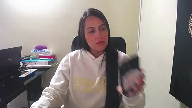 kendall 52 online show from October 13, 2025, 12:27 pm