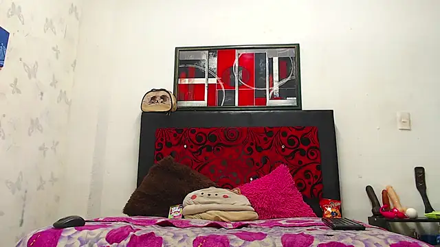 LexiStone  online show from October 24, 2025, 10:50 pm