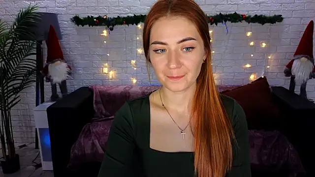 Snapshot of Adelyna_Bird chatting on December 8, 2024, 10:19 am Adelyna Bird online show from December 8, 2024, 10:19 am