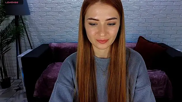 Snapshot of Adelyna_Bird chatting on January 19, 2025, 10:17 am Adelyna Bird online show from January 19, 2025, 10:17 am