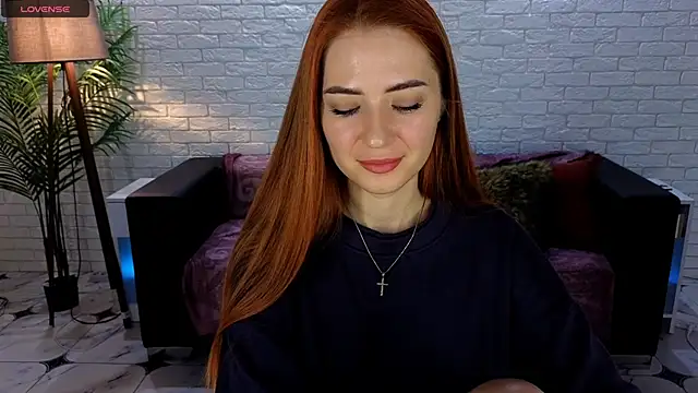 Snapshot of Adelyna_Bird chatting on January 31, 2025, 6:35 am Adelyna Bird online show from January 31, 2025, 6:35 am