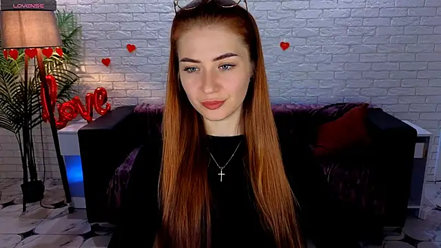 Snapshot of Adelyna_Bird chatting on February 7, 2025, 11:56 am Adelyna Bird online show from February 7, 2025, 11:56 am