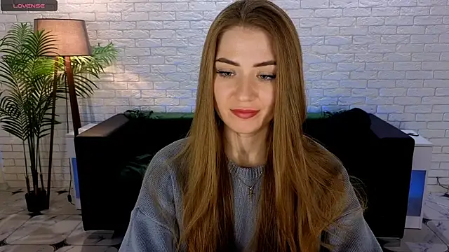 Snapshot of Adelyna_Bird chatting on March 13, 2025, 11:19 am Adelyna Bird online show from March 13, 2025, 11:19 am