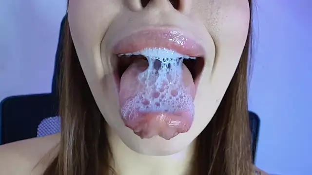 lisbet21x online show from February 11, 2026, 8:25 pm