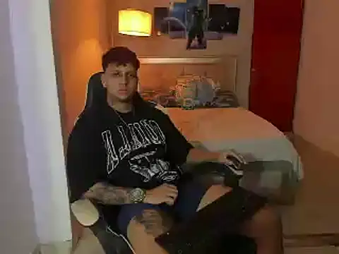 Jake simons online show from December 11, 2024, 1:49 pm