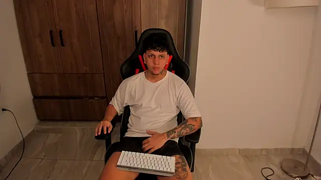 Jake simons online show from November 12, 2025, 12:11 am