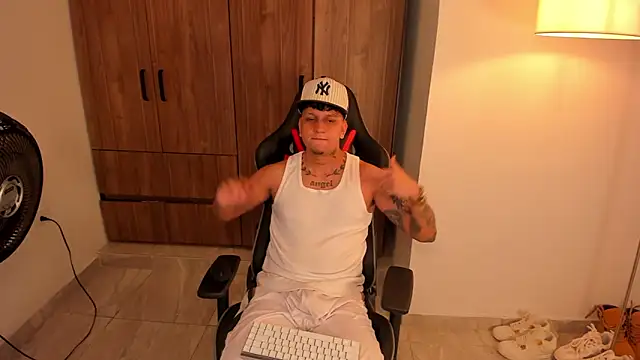 Jake simons online show from January 13, 2026, 7:13 am