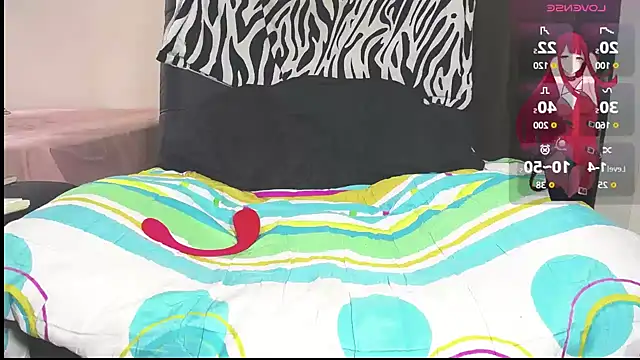 girl tatto13 online show from February 10, 2026, 3:05 pm