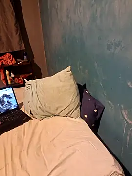 niCuNin online show from November 30, 2025, 10:36 pm