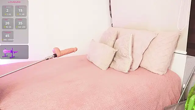 Alexxandra 12 online show from October 28, 2025, 9:13 am