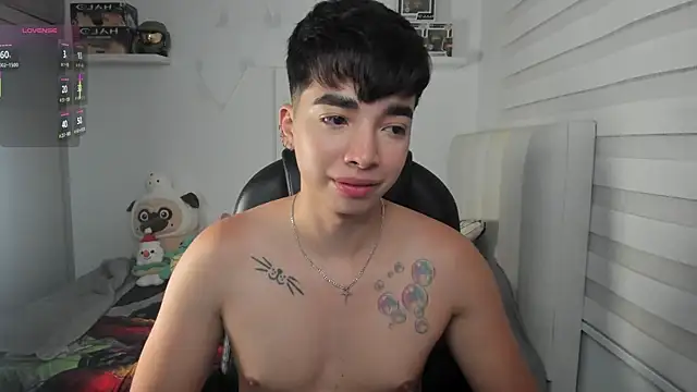 santy7v7 online show from March 24, 2026, 1:38 pm