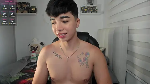 santy7v7 online show from March 25, 2026, 1:28 pm