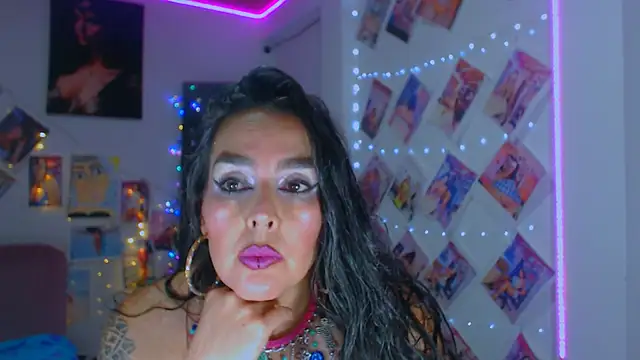 sweet vanessa 22 online show from October 19, 2025, 3:29 am