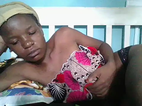 Snapshot of sweetchic_ chatting on February 25, 2025, 1:39 pm sweetchic online show from February 25, 2025, 1:39 pm