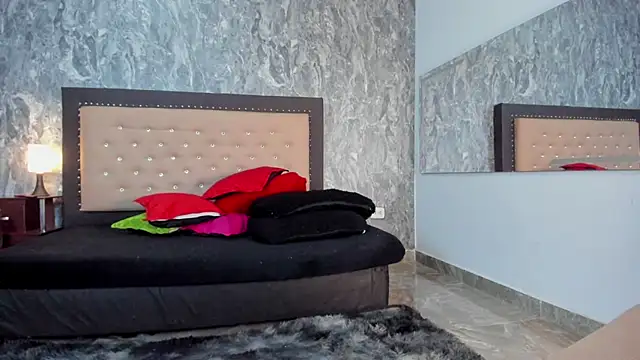 Snapshot of Lia_sarahi chatting on March 8, 2025, 11:05 am Lia sarahi online show from March 8, 2025, 11:05 am