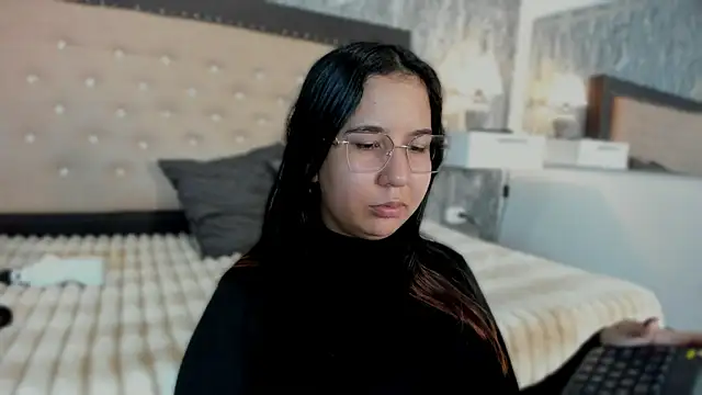 Snapshot of Lia_sarahi chatting on October 22, 2025, 11:21 am Lia sarahi online show from October 22, 2025, 11:21 am